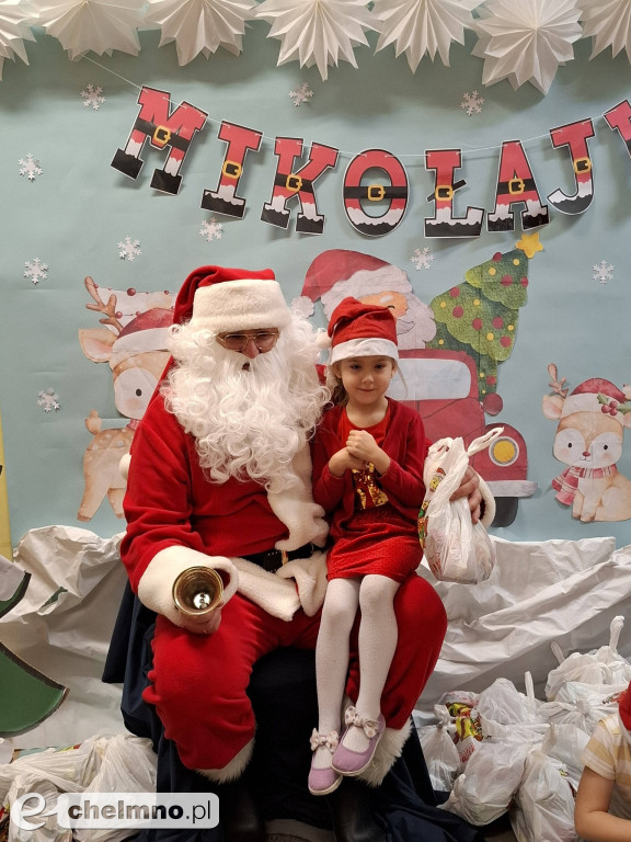Wesołe odwiedziny Mikołaja