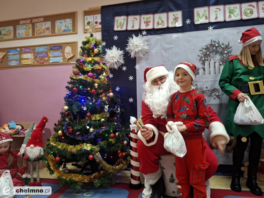 Wesołe odwiedziny Mikołaja