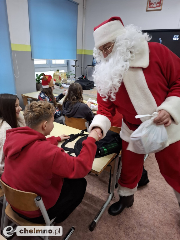 Wesołe odwiedziny Mikołaja