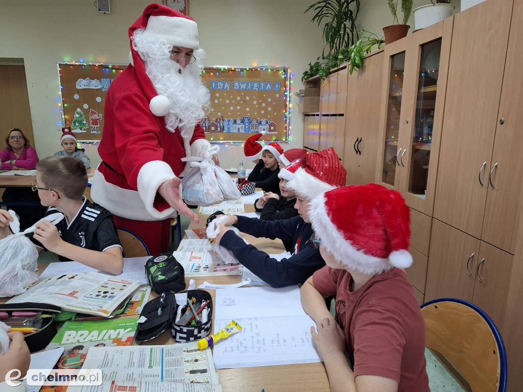 Wesołe odwiedziny Mikołaja