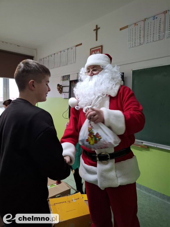 Wesołe odwiedziny Mikołaja