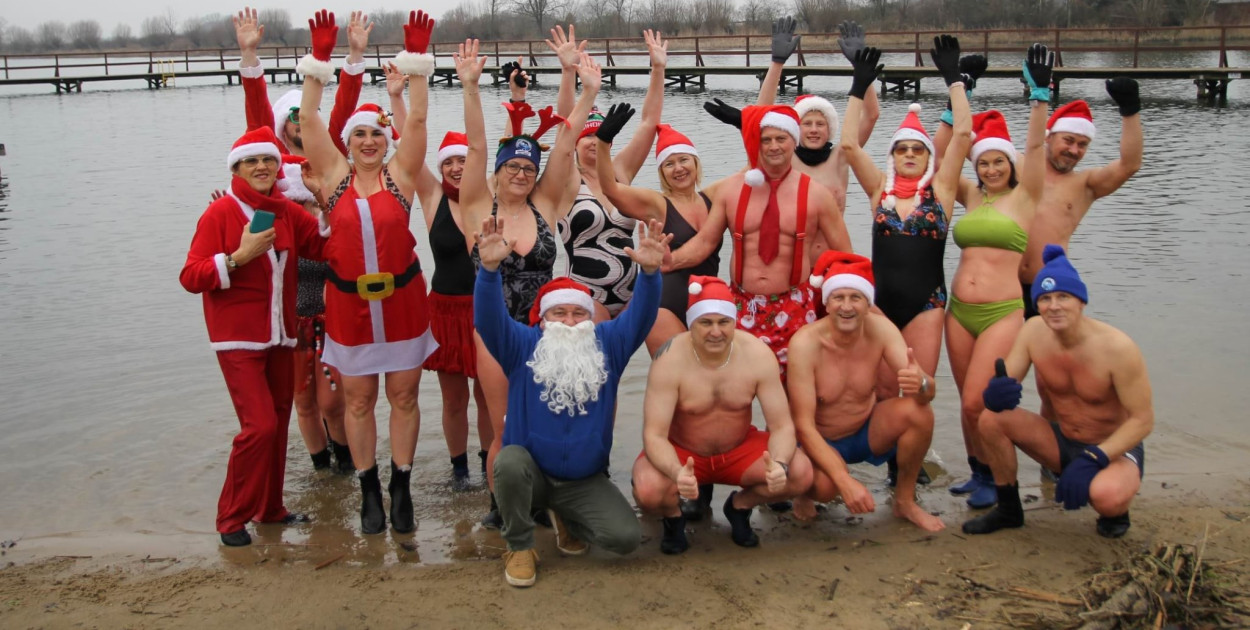 Mikołajkowe morsowanie nad Jeziorem Starogrodzkim