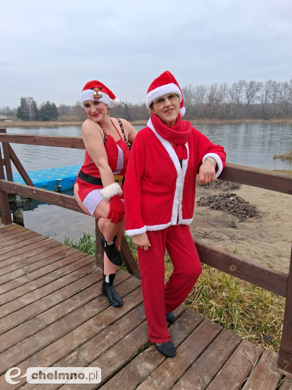 Mikołajkowe morsowanie nad Jeziorem Starogrodzkim