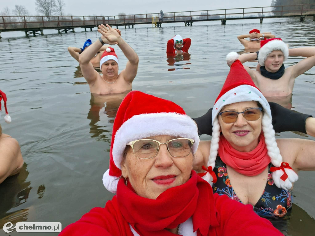 Mikołajkowe morsowanie nad Jeziorem Starogrodzkim