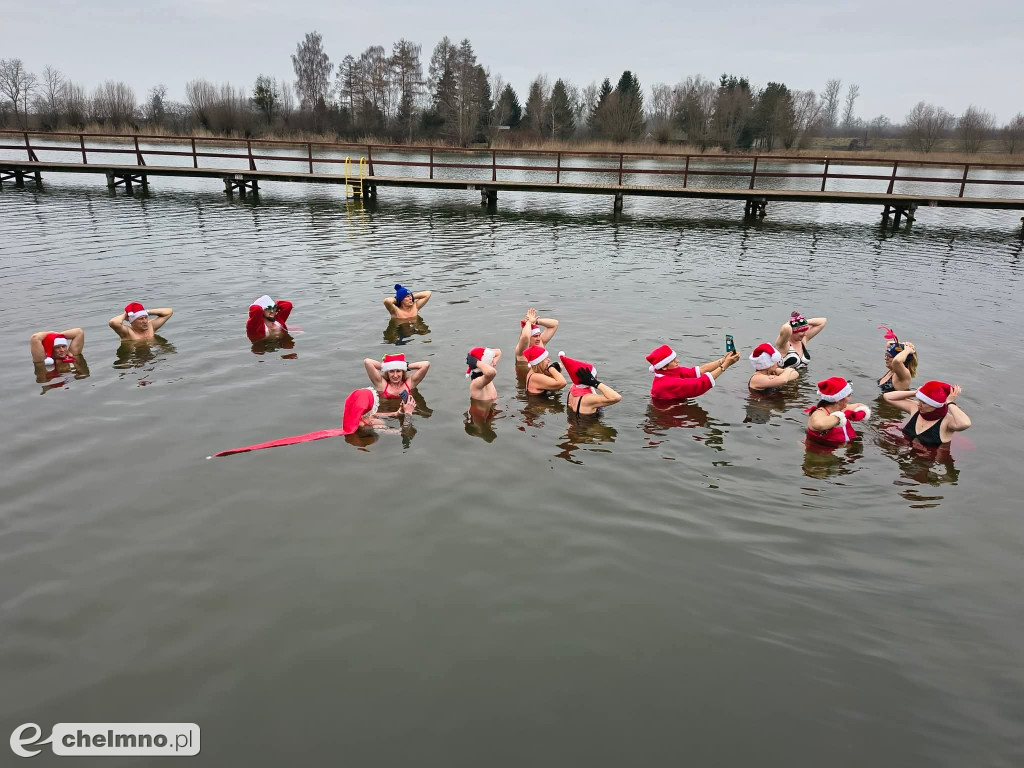 Mikołajkowe morsowanie nad Jeziorem Starogrodzkim