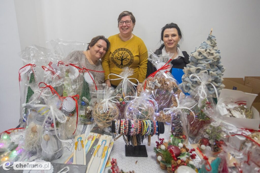 Przedsmak Bożego Narodzenia na wystawie rękodzieła