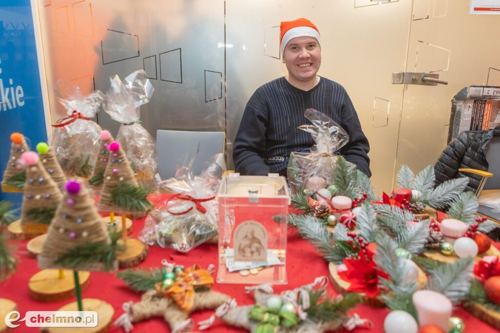Przedsmak Bożego Narodzenia na wystawie rękodzieła
