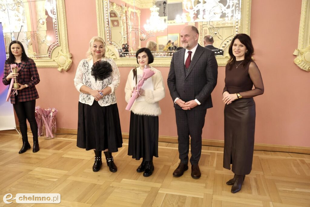 Stalowe Anioły rozdane