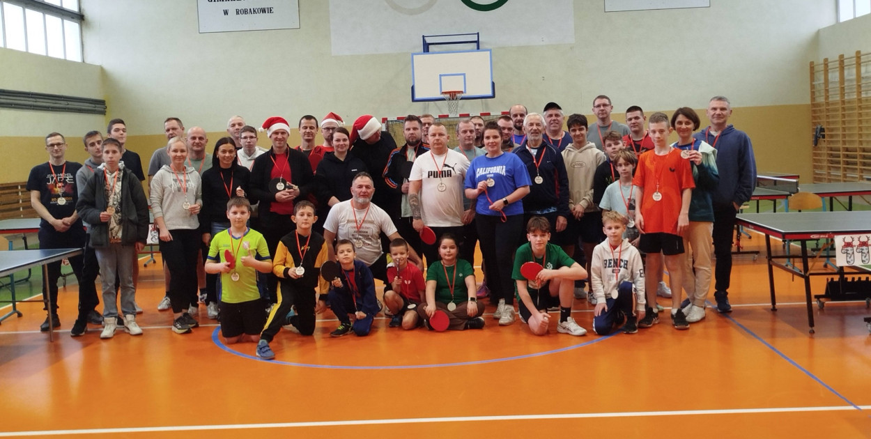 Za nami IV Mikołajkowy Amatorski Turniej Tenisa Stołowego