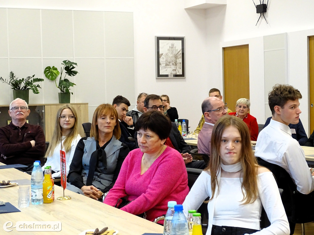 Poznajcie młodych stypendystów Powiatu Chełmińskiego!