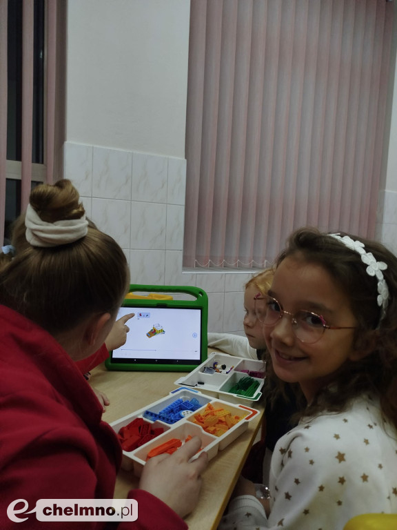 Kreatywnie i świątecznie w klubie \