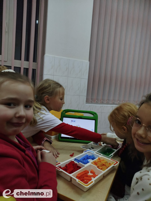 Kreatywnie i świątecznie w klubie \