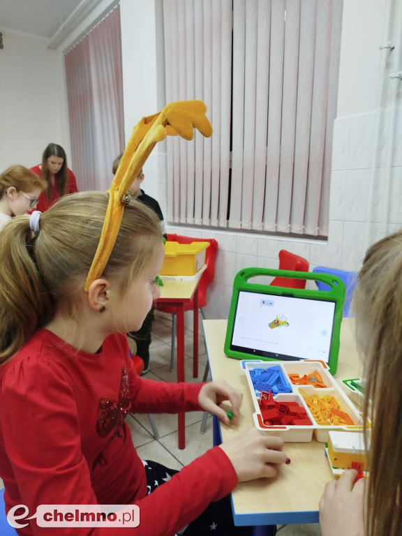 Kreatywnie i świątecznie w klubie \