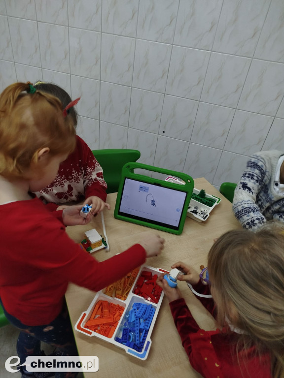 Kreatywnie i świątecznie w klubie \