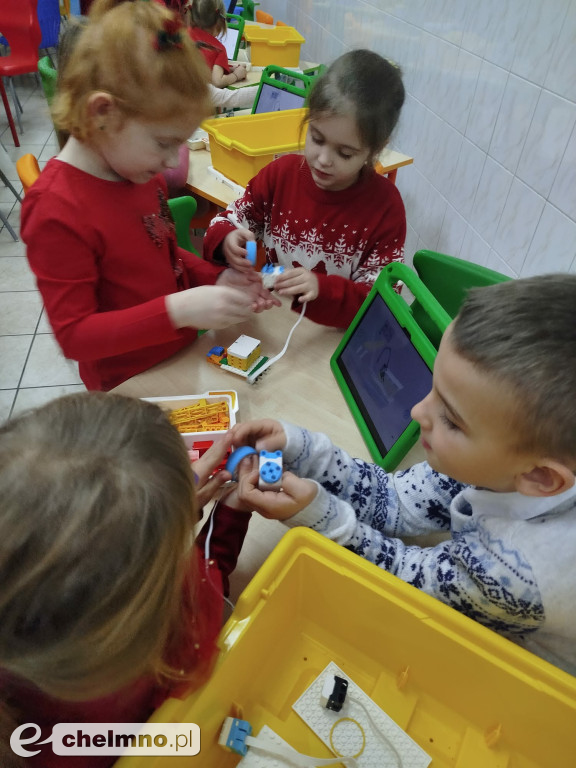 Kreatywnie i świątecznie w klubie \