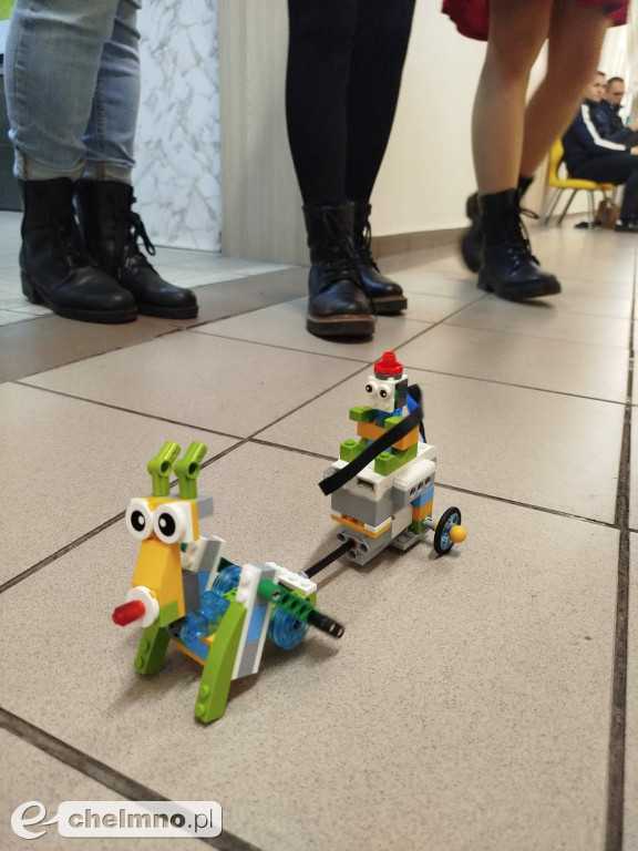 Kreatywnie i świątecznie w klubie \