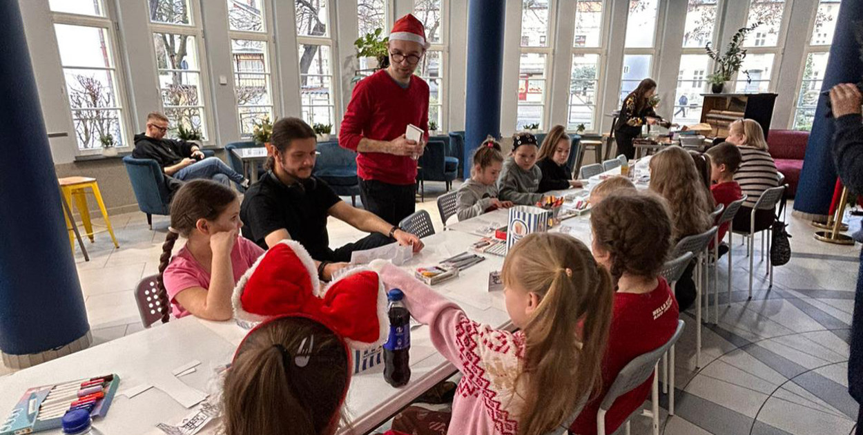 Świąteczny Wieczór - warsztaty i wspólne kolędowanie