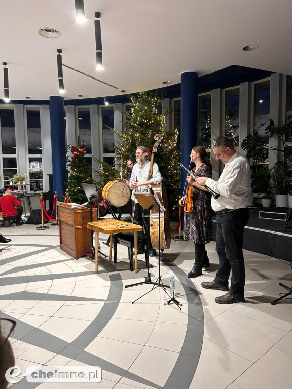 Świąteczny Wieczór - warsztaty i wspólne kolędowanie