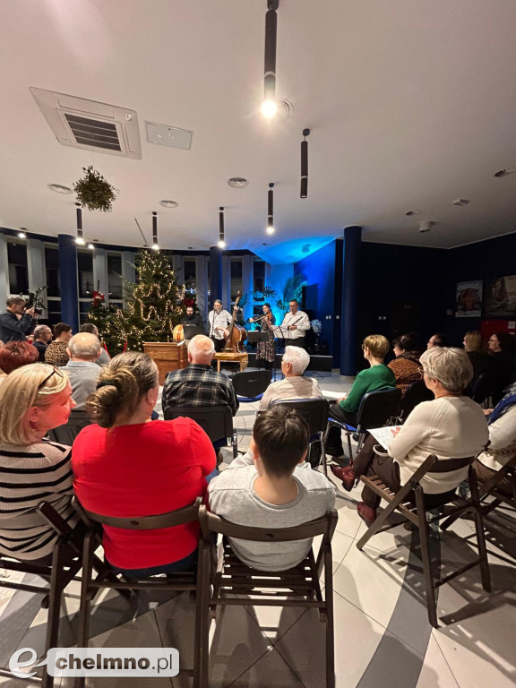 Świąteczny Wieczór - warsztaty i wspólne kolędowanie