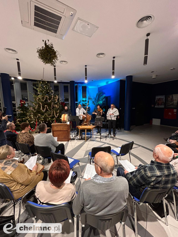 Świąteczny Wieczór - warsztaty i wspólne kolędowanie