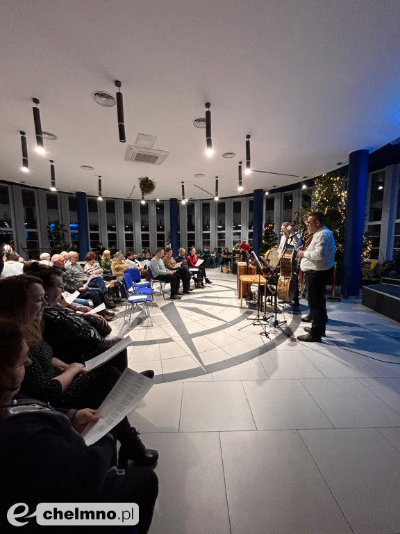 Świąteczny Wieczór - warsztaty i wspólne kolędowanie