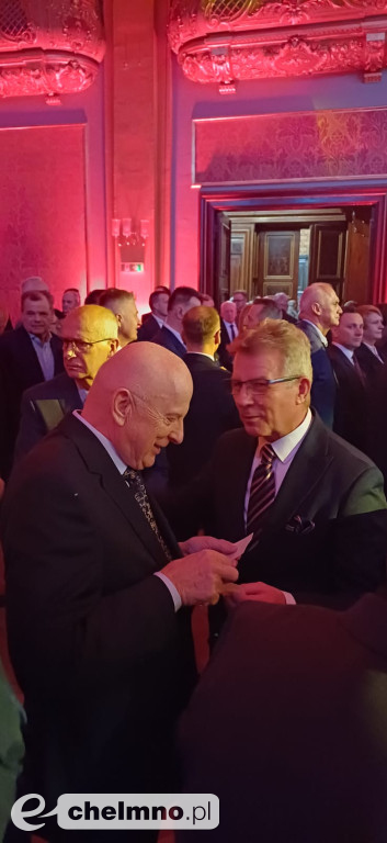 Samorządowcy na spotkaniu świątecznym u Marszałka