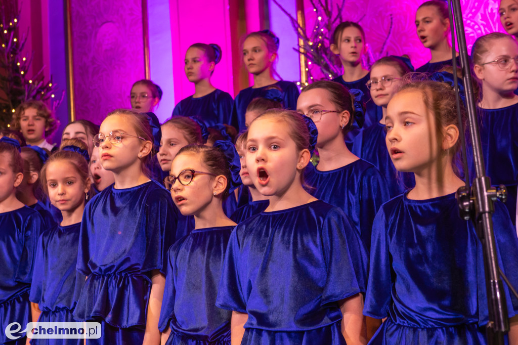 Samorządowcy na spotkaniu świątecznym u Marszałka