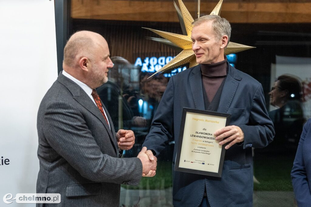 Autorzy materiałów o funduszach europejskich z nagrodami