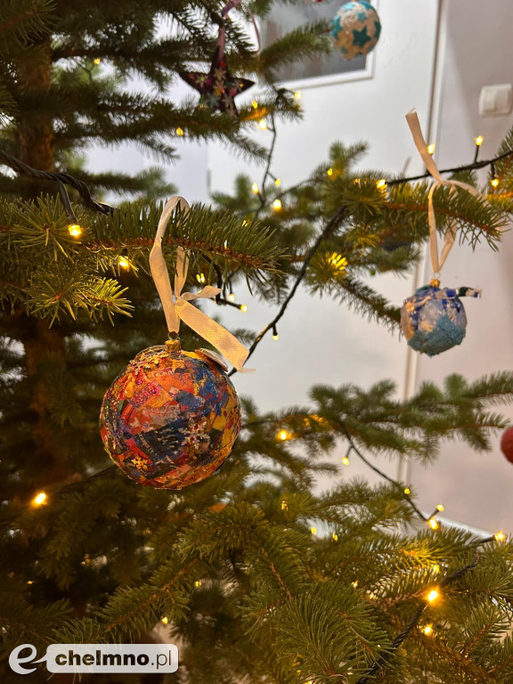 Wykonali ekologiczne ozdoby na warsztatach mâché