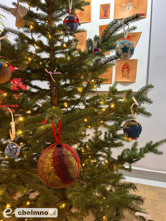 Wykonali ekologiczne ozdoby na warsztatach mâché