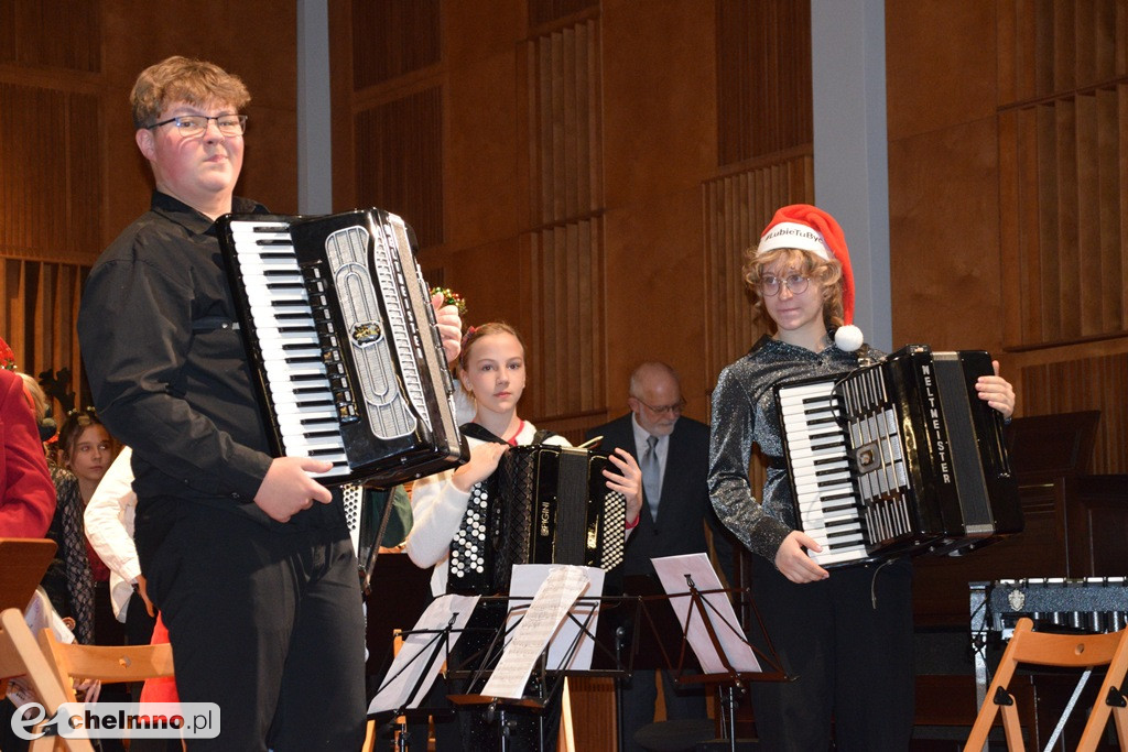 „Świąteczny Koncert Nadziei” – muzyka i wyróżnienia