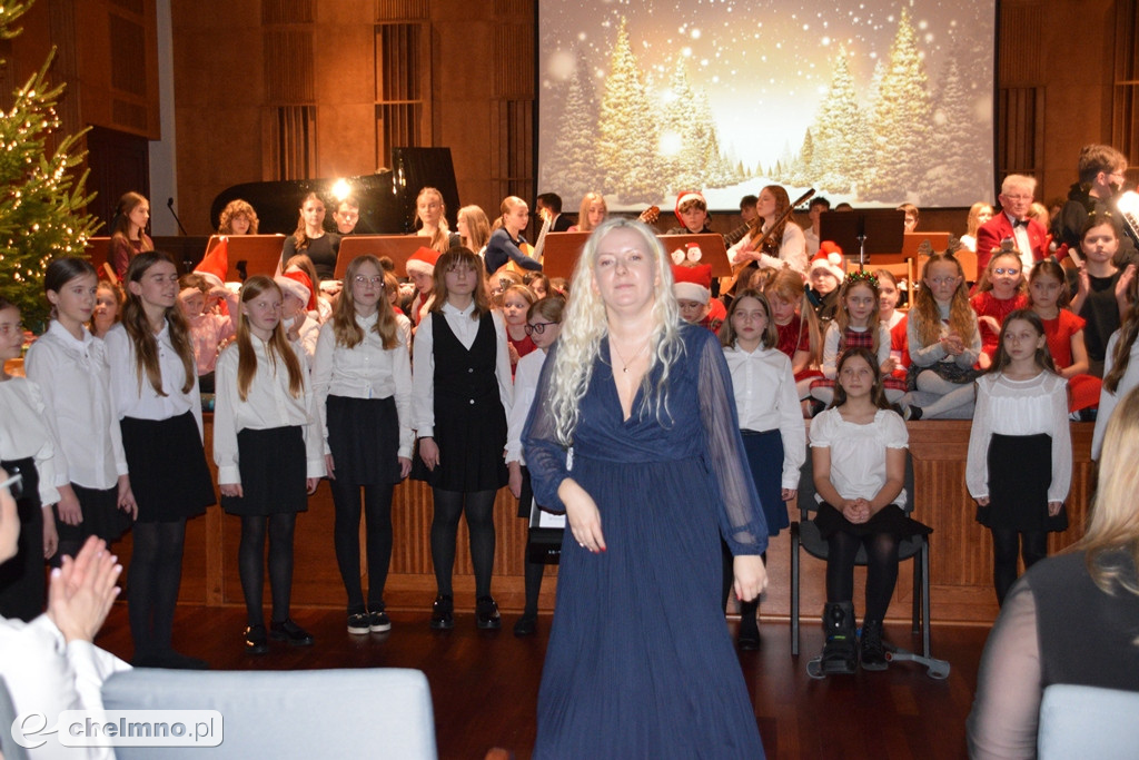 „Świąteczny Koncert Nadziei” – muzyka i wyróżnienia