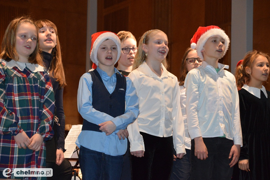 „Świąteczny Koncert Nadziei” – muzyka i wyróżnienia