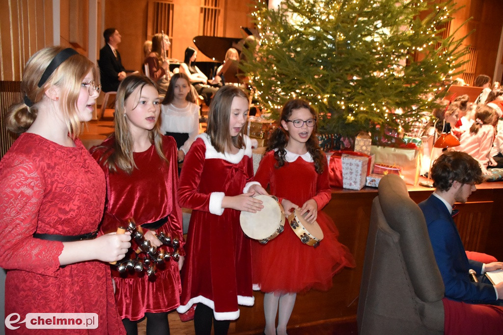 „Świąteczny Koncert Nadziei” – muzyka i wyróżnienia