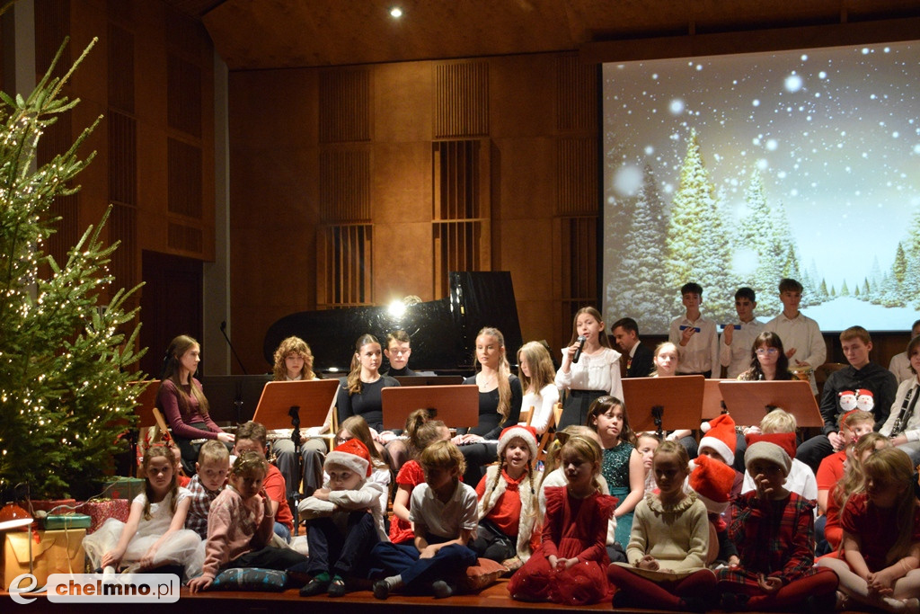 „Świąteczny Koncert Nadziei” – muzyka i wyróżnienia