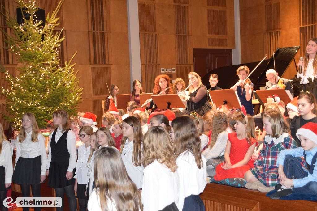 „Świąteczny Koncert Nadziei” – muzyka i wyróżnienia