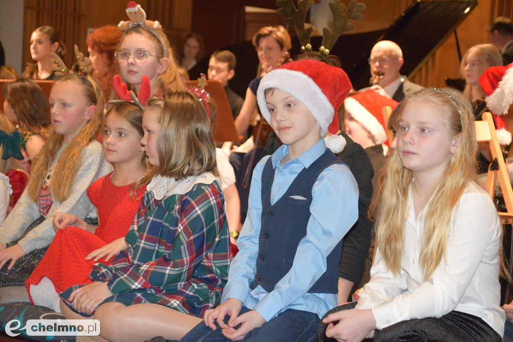 „Świąteczny Koncert Nadziei” – muzyka i wyróżnienia