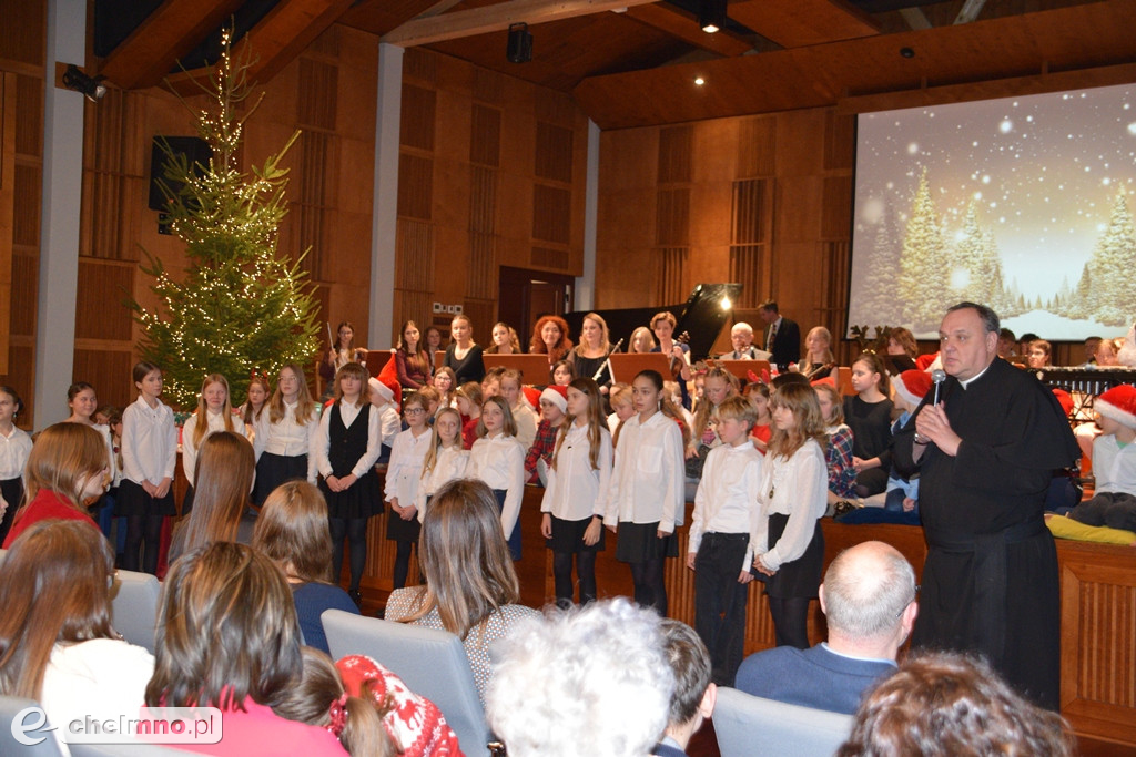 „Świąteczny Koncert Nadziei” – muzyka i wyróżnienia
