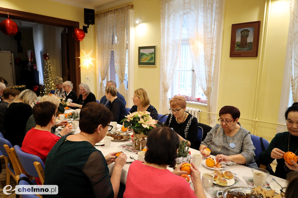 W Klubie Seniora wszyscy czują już świąteczny klimat