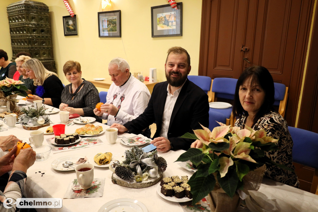 W Klubie Seniora wszyscy czują już świąteczny klimat