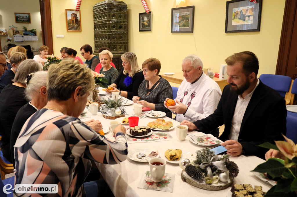 W Klubie Seniora wszyscy czują już świąteczny klimat