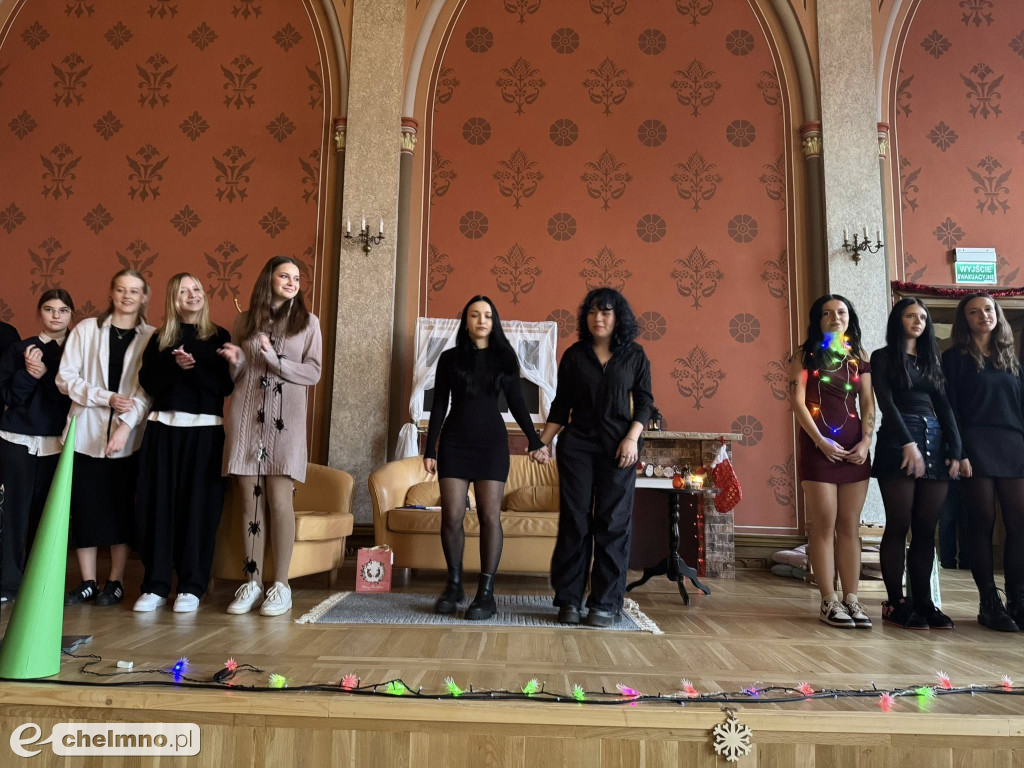 Szkolne spotkanie świąteczne w ZSO nr 1