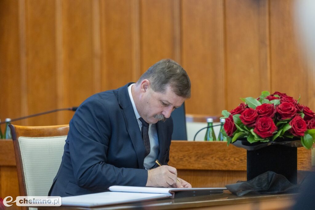 Sejmik i zarząd województwa żegnają prof. Jacka Woźnego