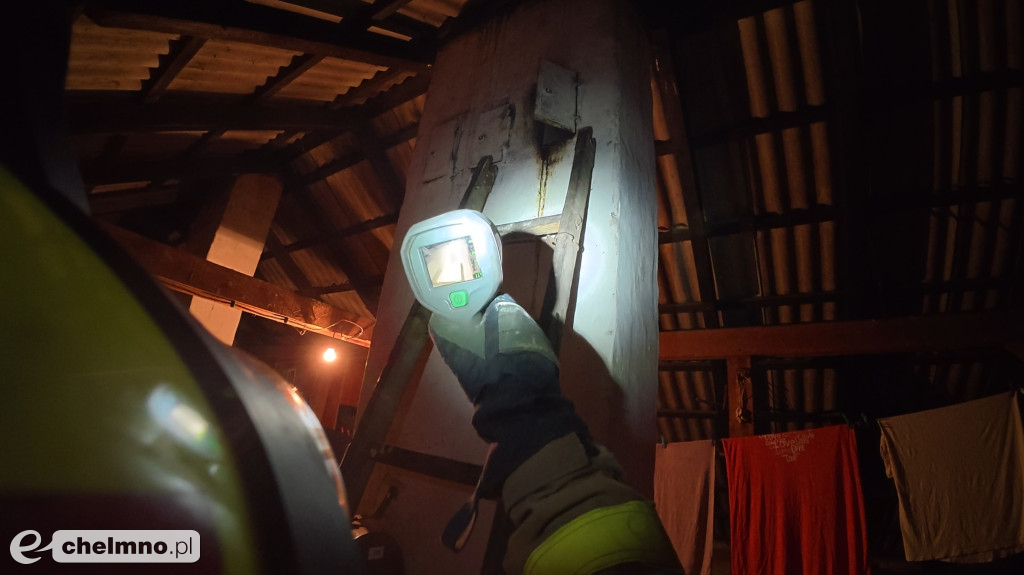 Pożar sadzy w kominie w Bajerzu