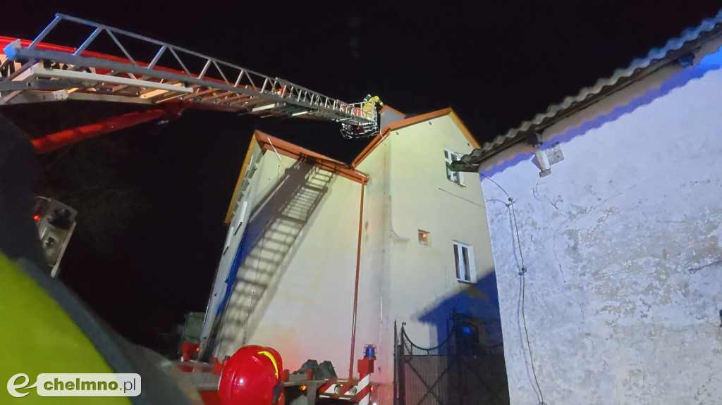 Pożar sadzy w kominie w Bajerzu