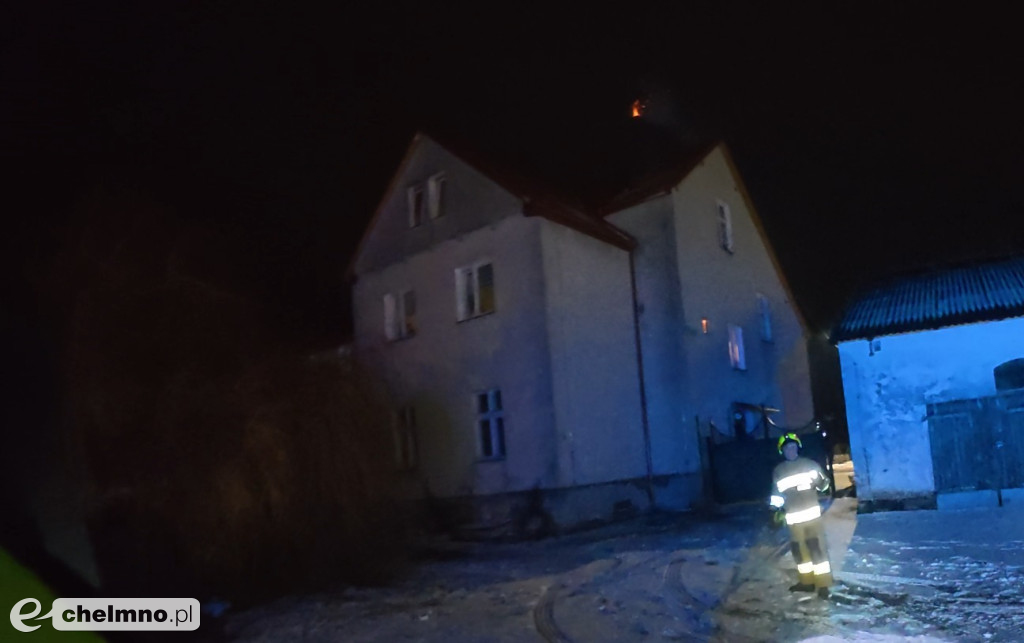 Pożar sadzy w kominie w Bajerzu