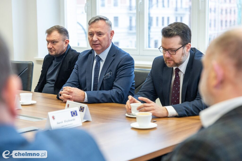 Bezpieczna ulica Jastrzębia w Żołędowie. Umowa podpisana