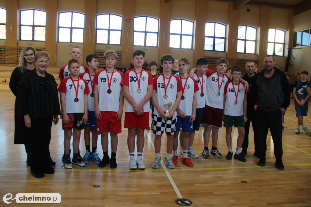 SP 1 Chełmno wygrywa szkolny Memoriał ORZECHA