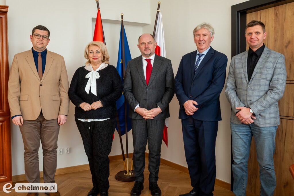 Marszałek województwa i przewodnicząca sejmiku odwiedzili Nakło