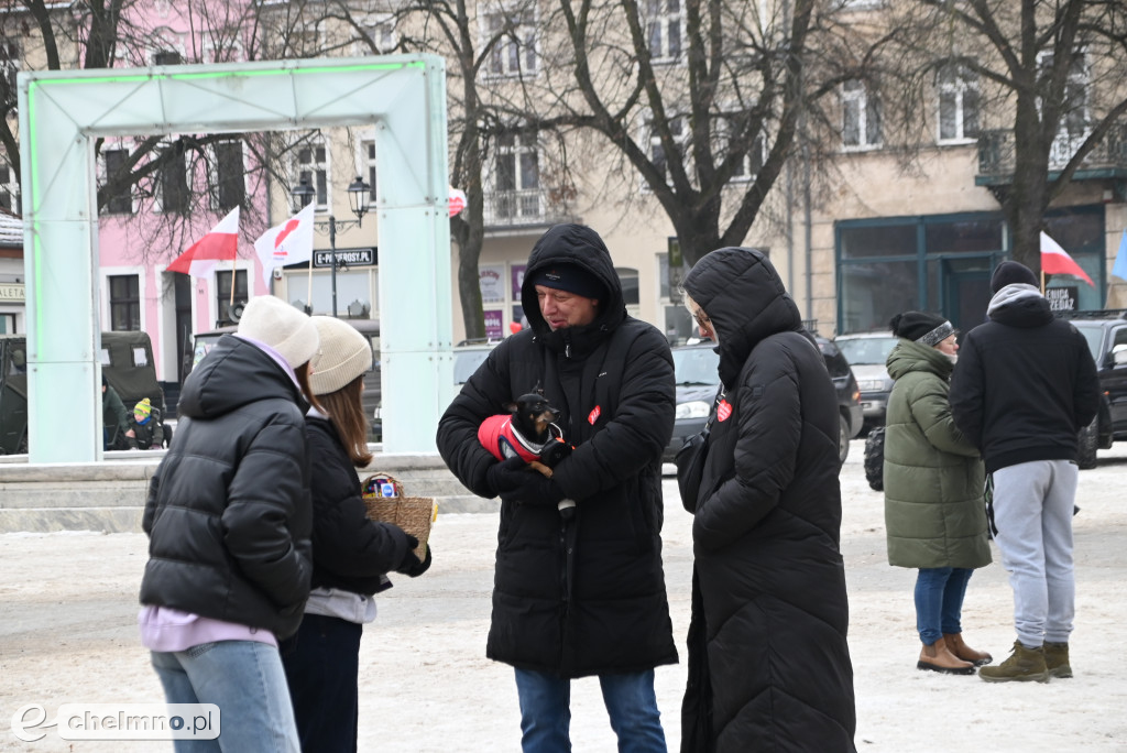 Bursztynowe złote i srebrne serduszka WOŚP wylicytowane